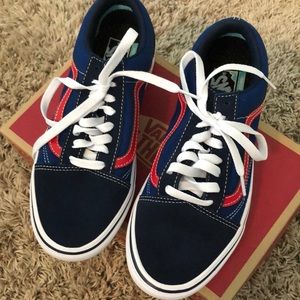 Mens VAN tennis shoes